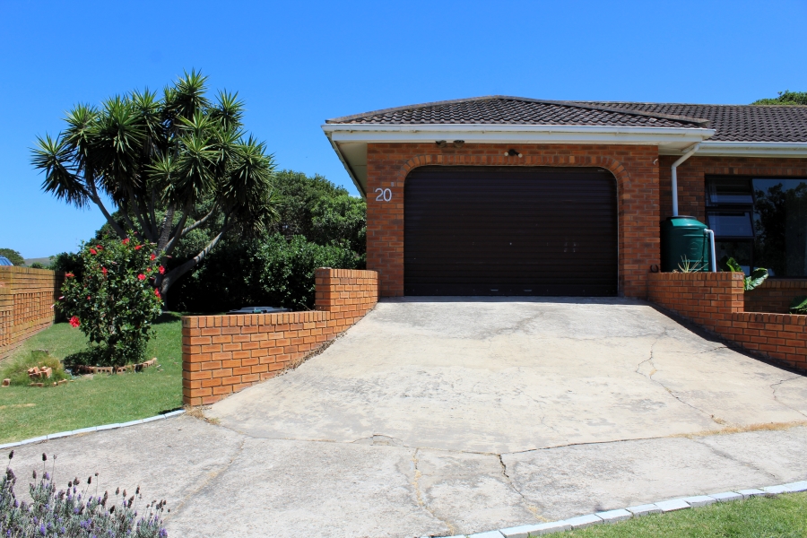 3 Bedroom Property for Sale in Kleinemonde Eastern Cape